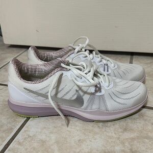Nike Women's White and Lavender Sneakers